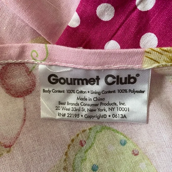 Gourmet Club Pink Cupcake Layered Apron